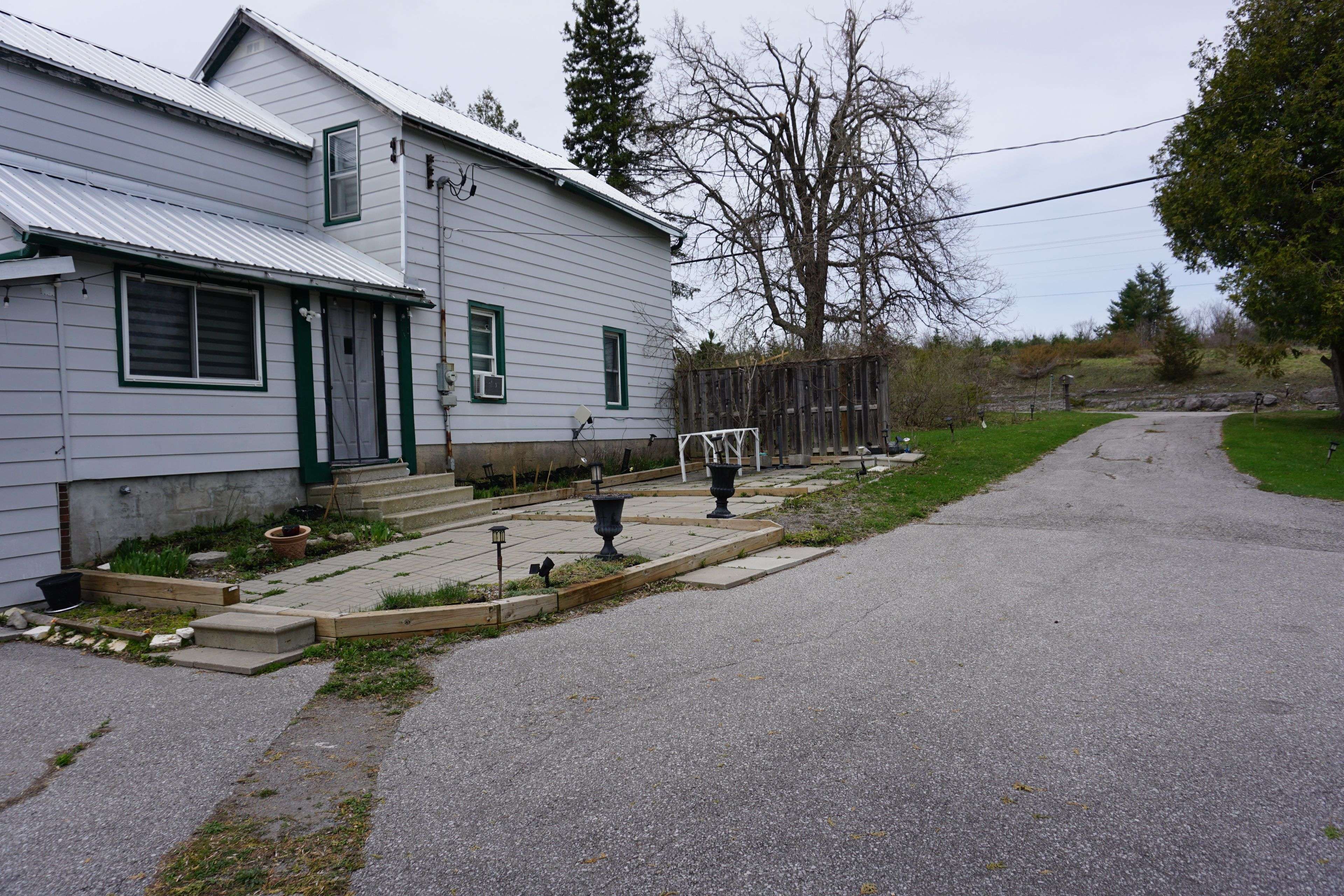 Kawartha Lakes, ON K0M 1K0,2894 County 48 RD