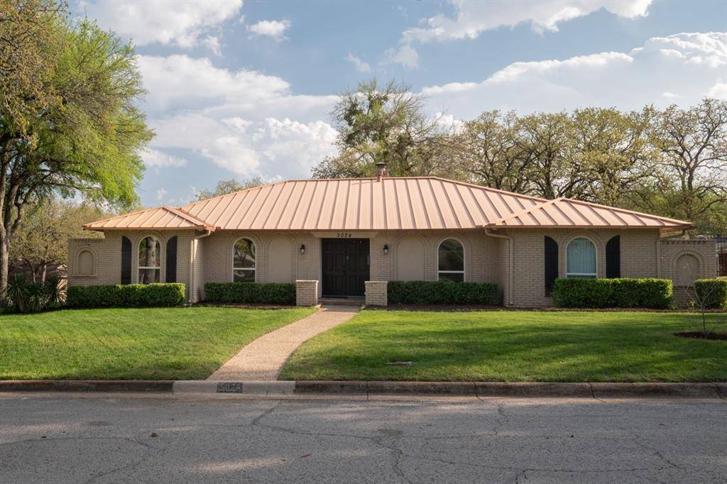 Fort Worth, TX 76103,5024 Boulder Lake Road