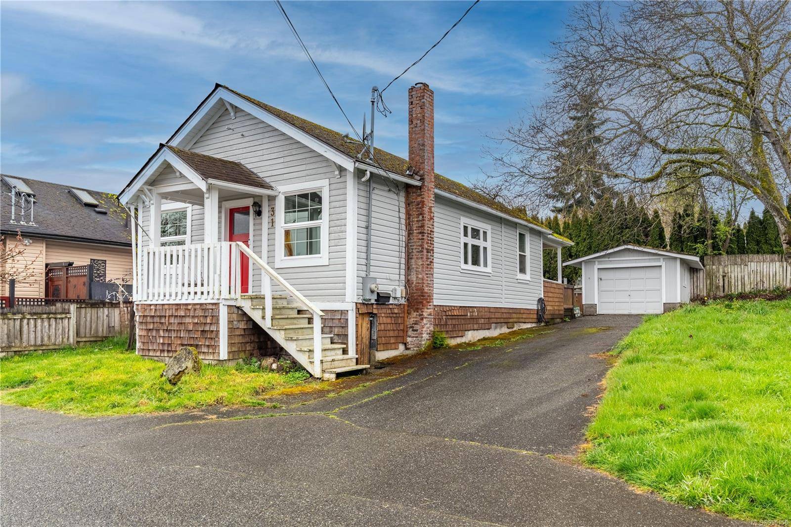 Nanaimo, BC V9R 4Y2,31 Gillespie St