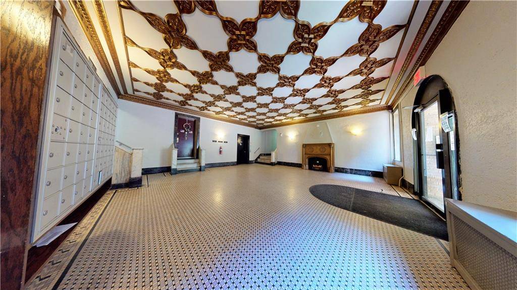 Brooklyn, NY 11209,7101 Colonial RD #R3H