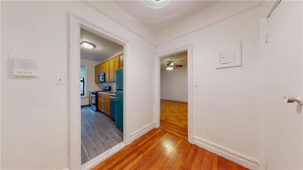 Brooklyn, NY 11209,7101 Colonial RD #R3H