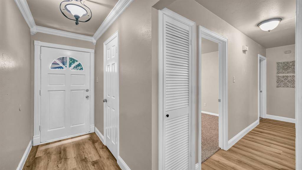 White Settlement, TX 76108,521 S Kate Street