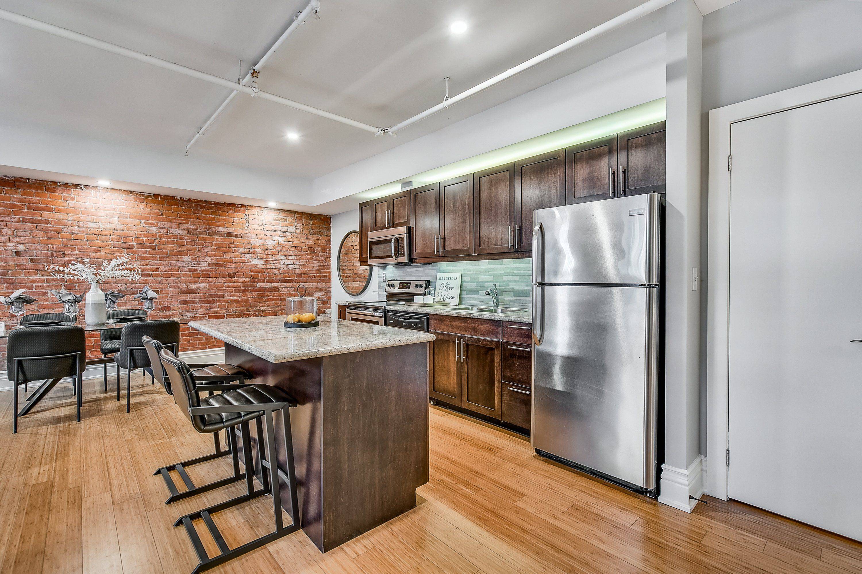 Hamilton, ON L8N 4J5,200 STINSON ST #101