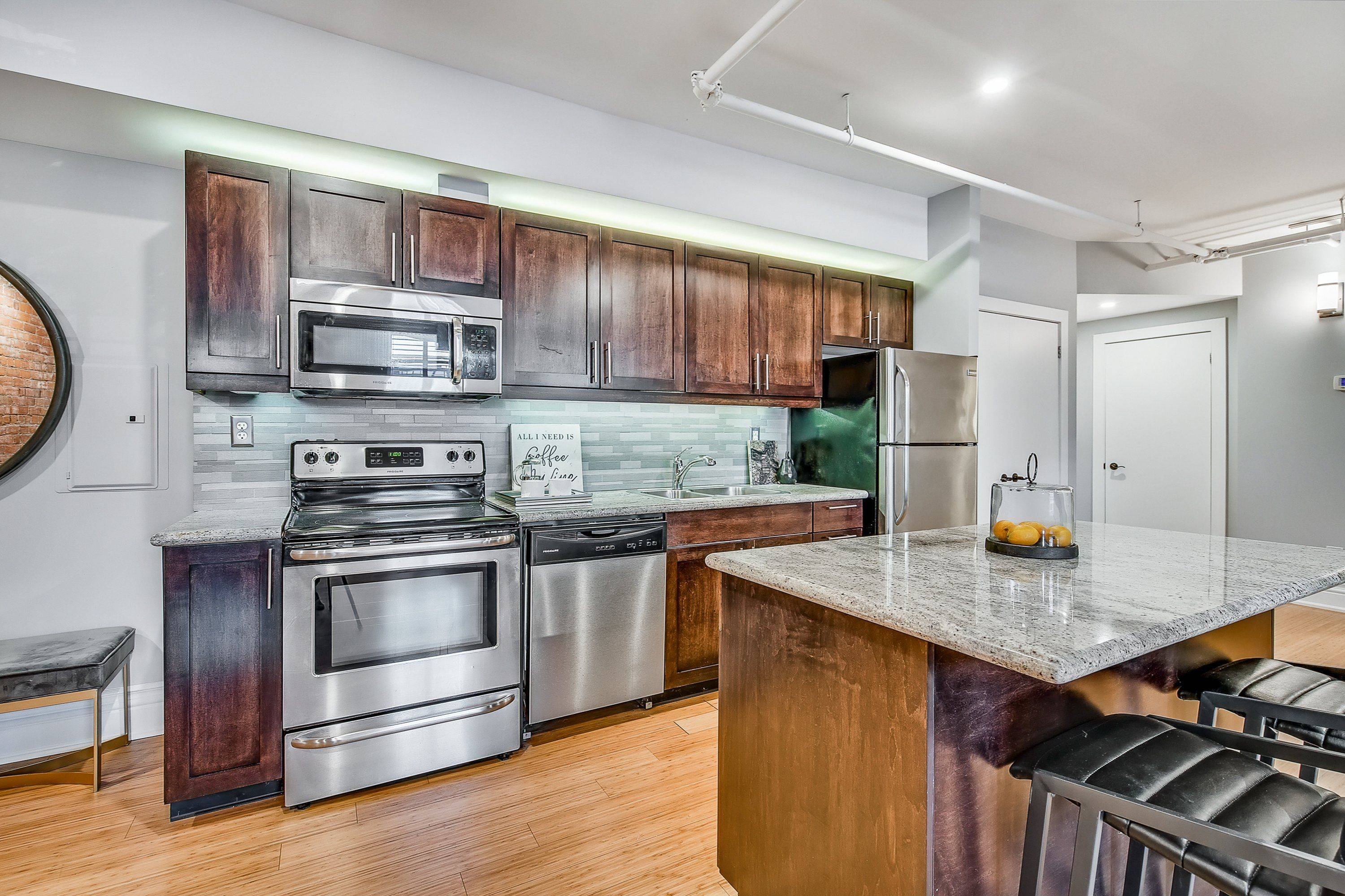 Hamilton, ON L8N 4J5,200 STINSON ST #101