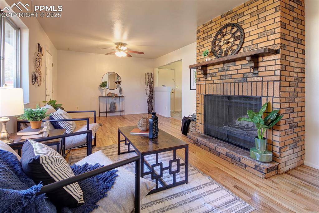 Colorado Springs, CO 80909,1227 Holmes DR