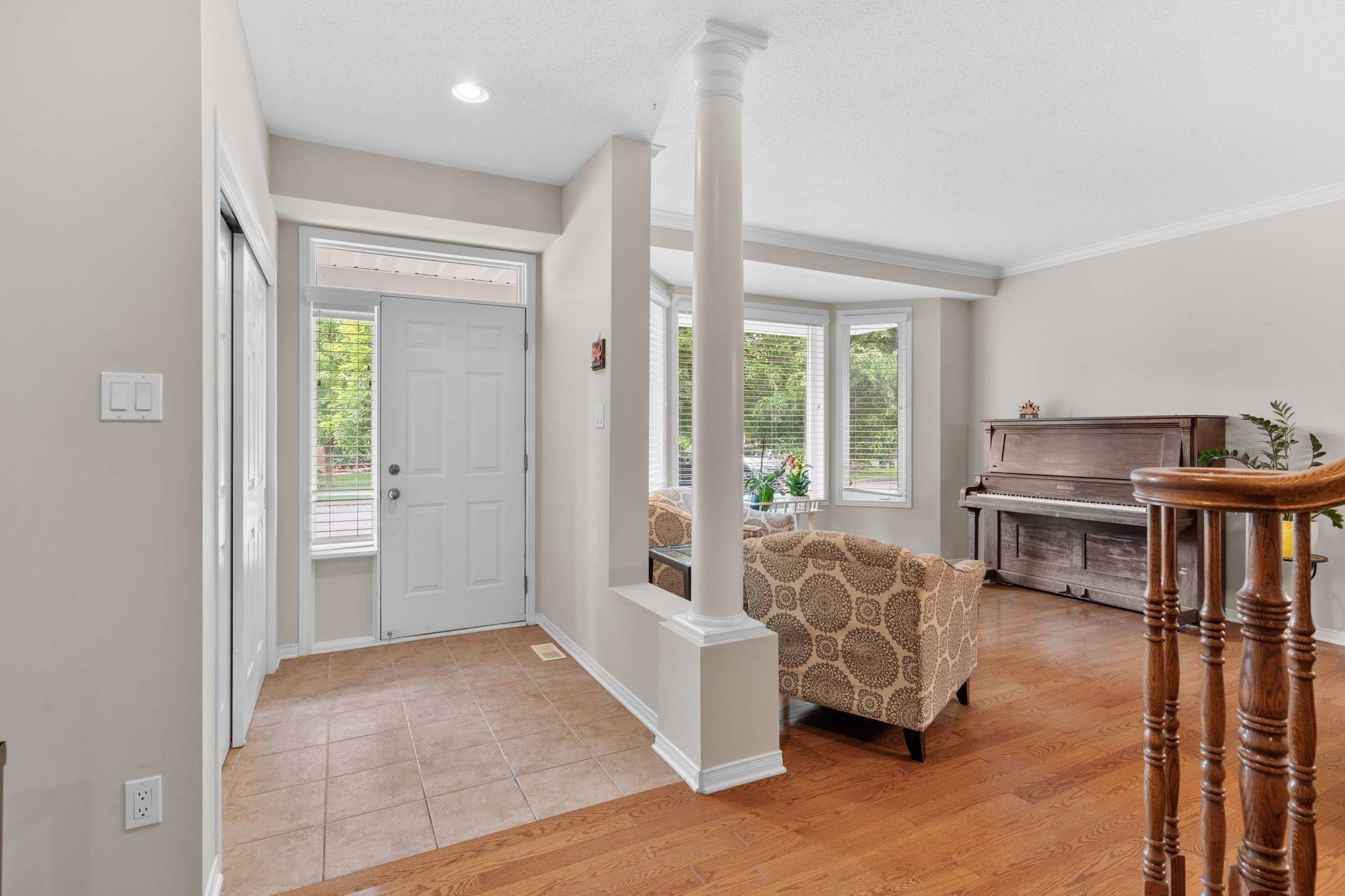 Orleans - Cumberland And Area, ON K4A 4Z2,705 Larcastle CIR