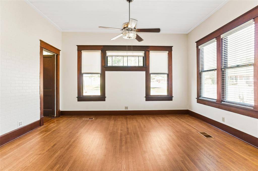 Paris, TX 75460,1116 N Lamar Avenue