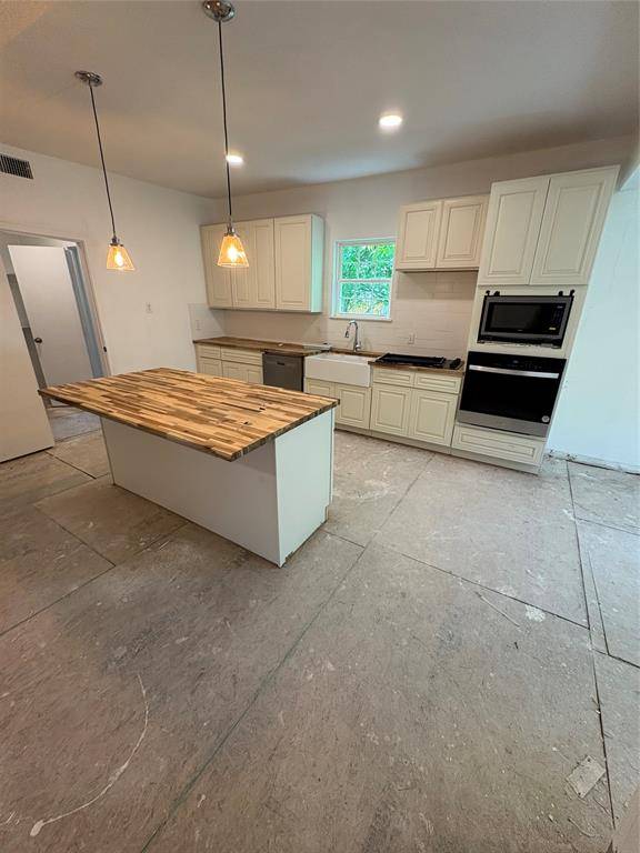 Forney, TX 75126,401 S Bois D Arc Street