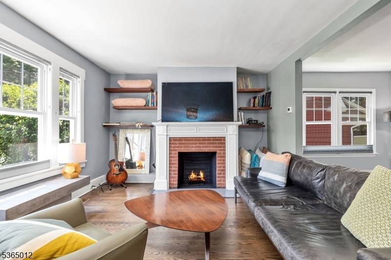 Westfield Town, NJ 07090,520 Hort St