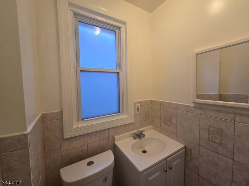 Elizabeth City, NJ 07202,618 Grier Ave