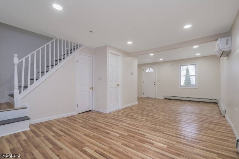 Phillipsburg Town, NJ 08865,288 Marshall St