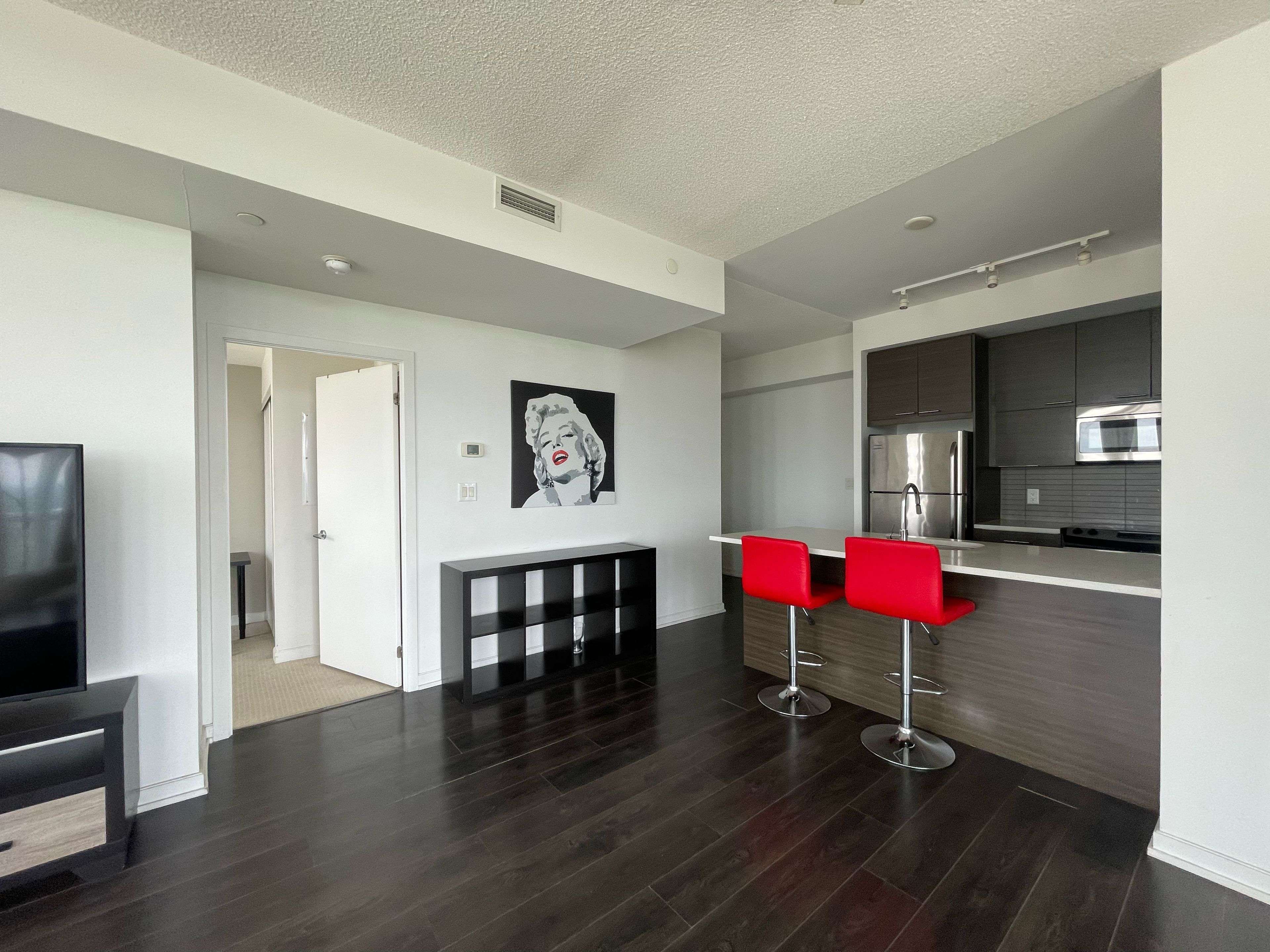 Toronto C15, ON M2J 0B7,66 Forest Manor RD #1902