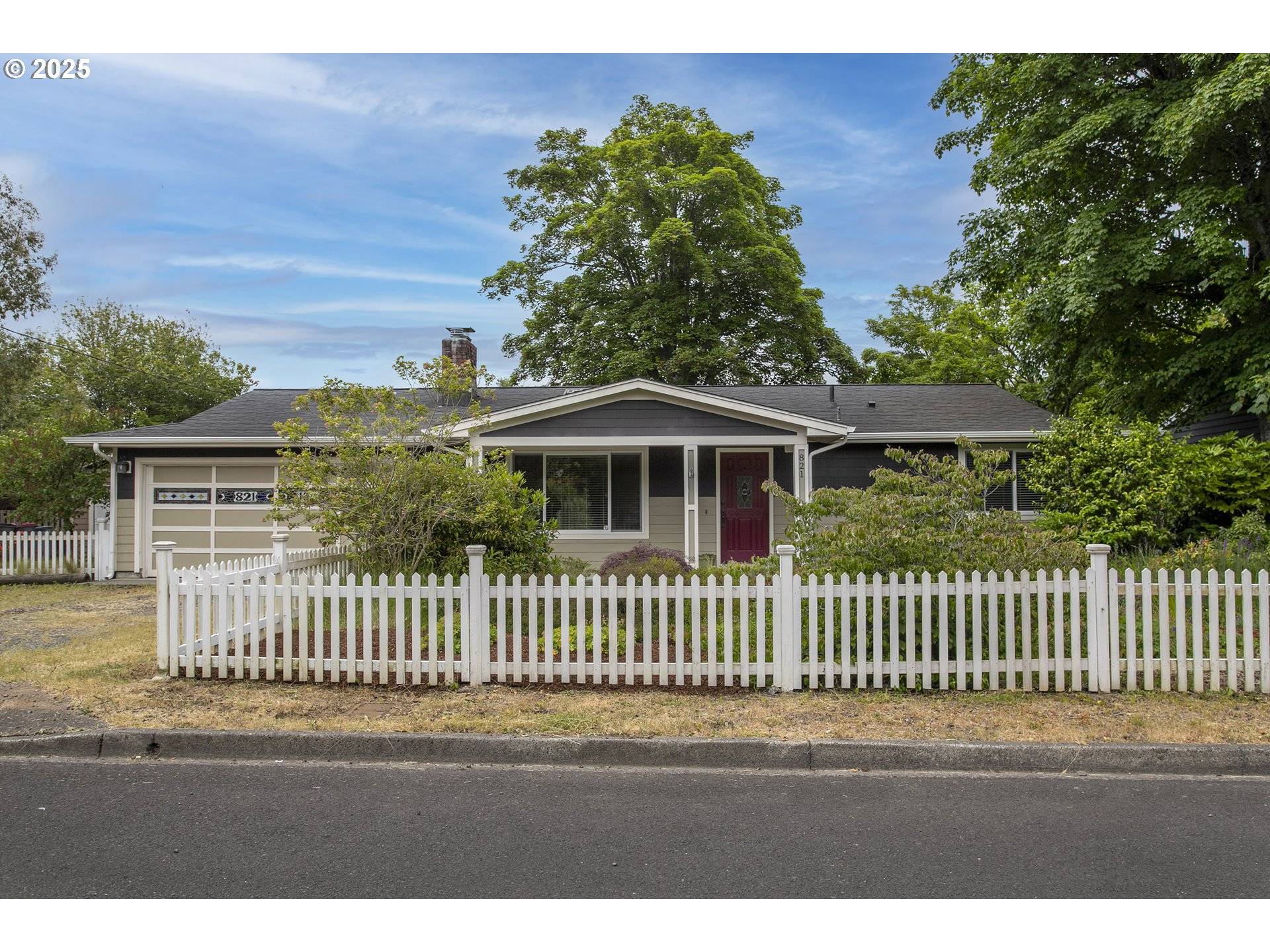 Seaside, OR 97138,821 13TH AVE