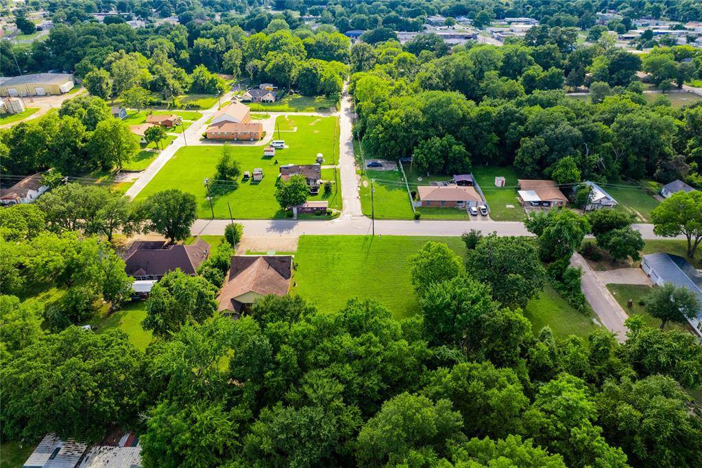 Athens, TX 75751,516 N Faulk Street