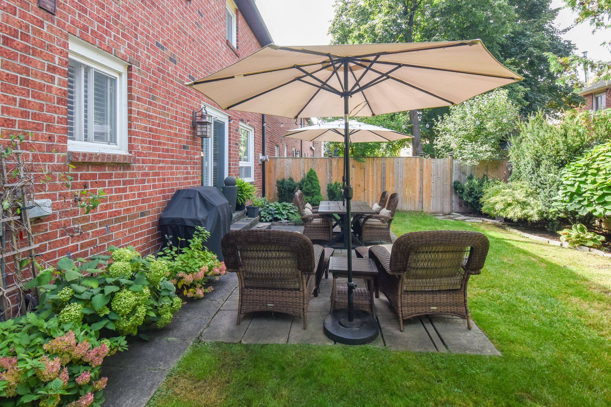 Mississauga, ON L5R 1X5,4635 Regents TER #59