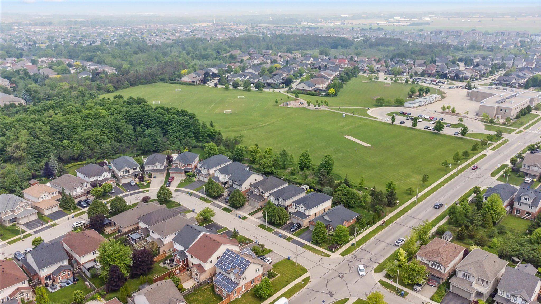 Guelph, ON N1L 1T8,72 McArthur DR