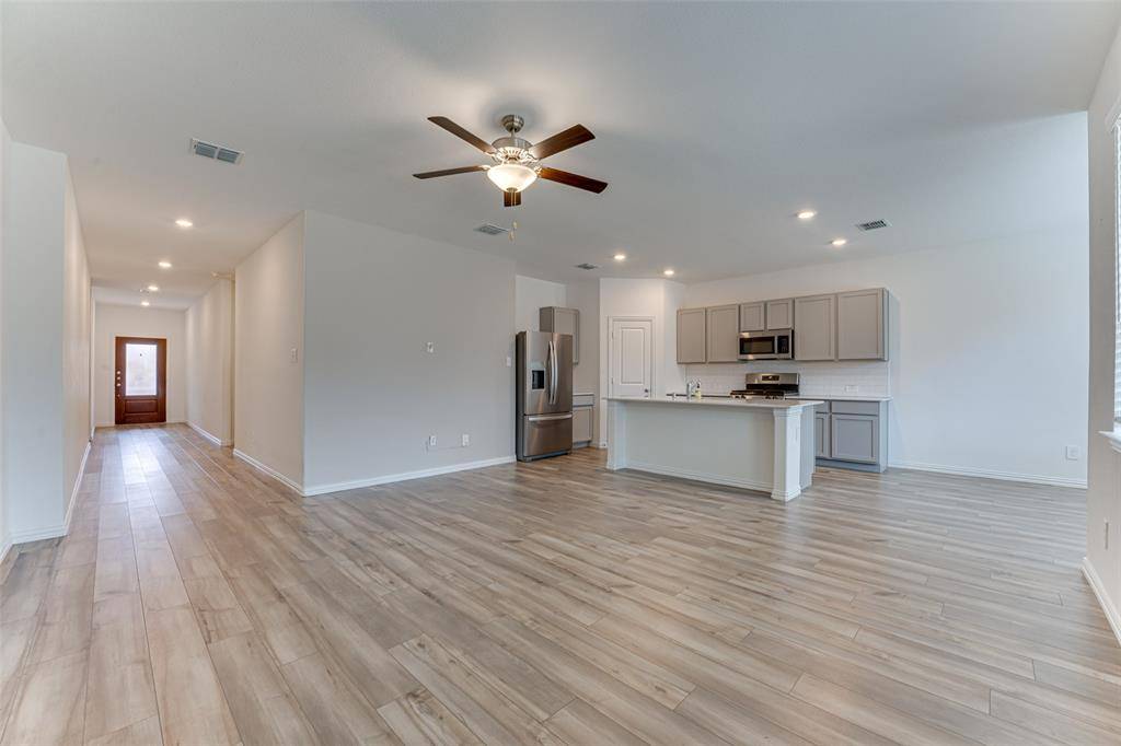 Forney, TX 75126,832 Tulip Court