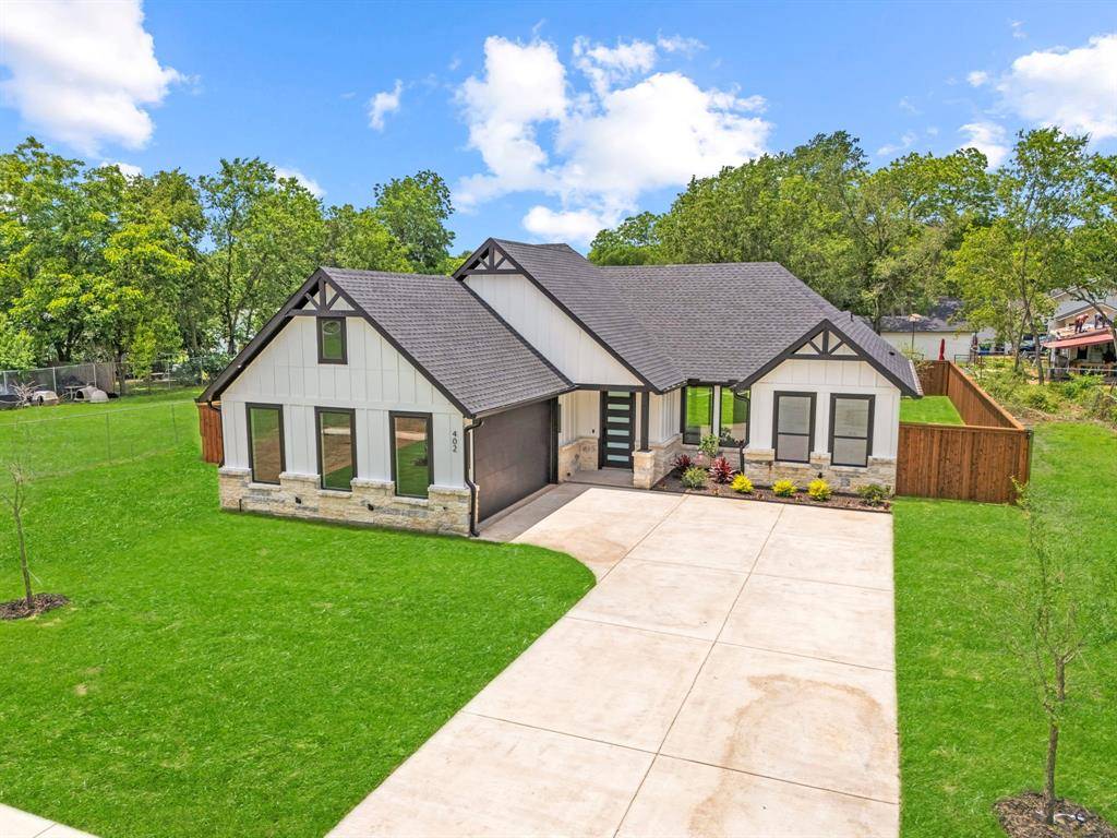 Kerens, TX 75144,402 S Humphrey Avenue