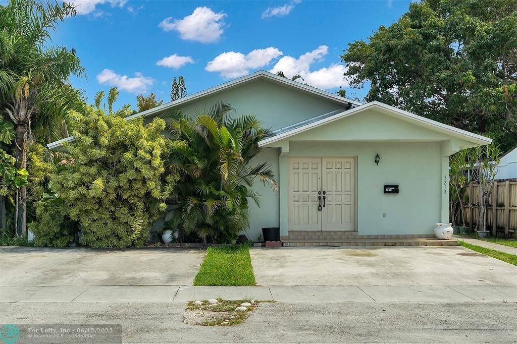 Miami, FL 33133,3211-3213 SW 26th St