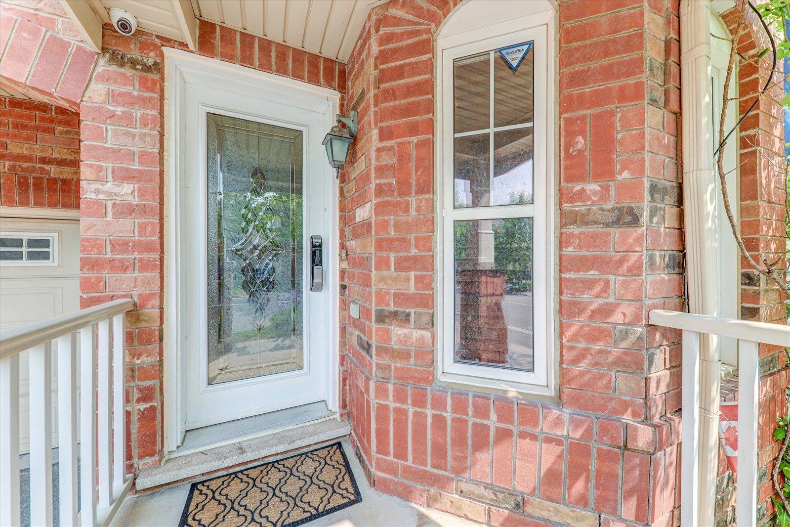Milton, ON L9T 0M4,697 Ambroise CRES