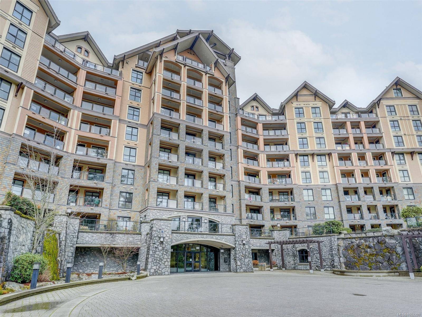 Langford, BC V9B 0A4,1400 Lynburne Pl #213