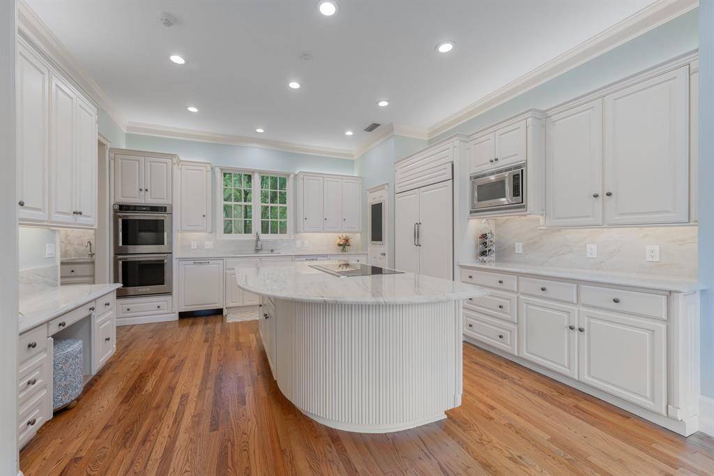 Irving, TX 75038,1454 Cottonwood Valley Court
