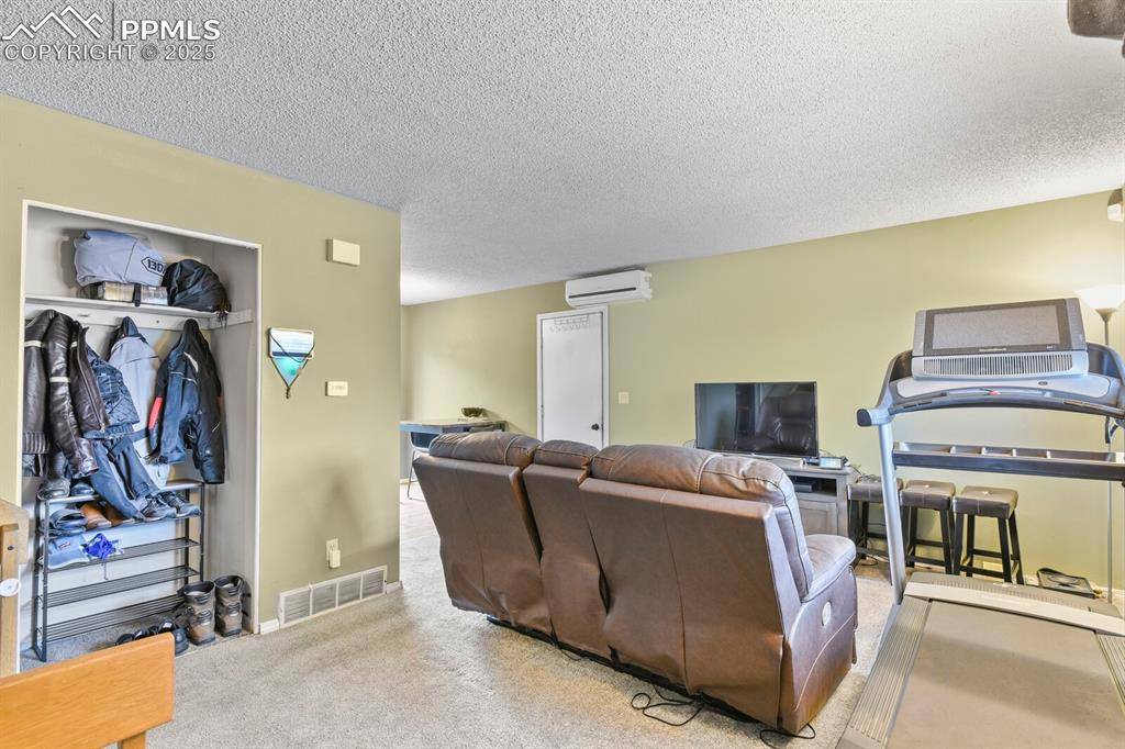 Colorado Springs, CO 80911,6880 Cedar Edge DR