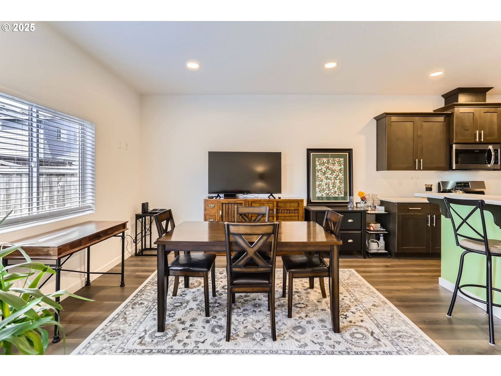 Cornelius, OR 97113,851 S 25TH AVE