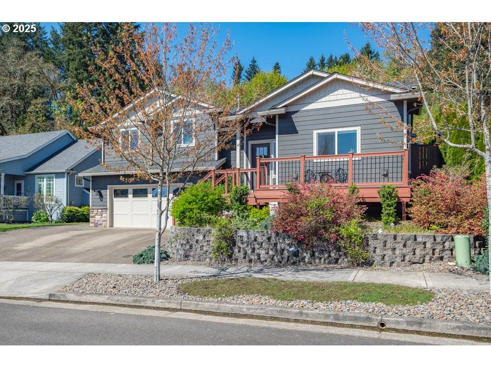 Silverton, OR 97381,843 SUN VALLEY AVE