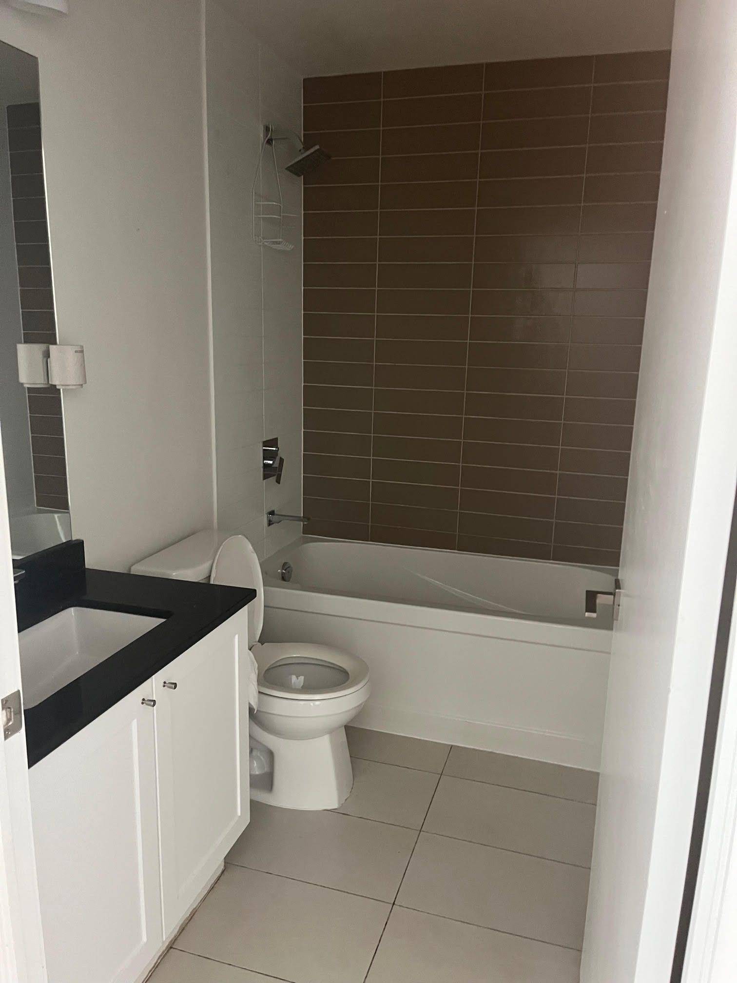 Mississauga, ON L5B 0J8,510 CURRAN PL #2305