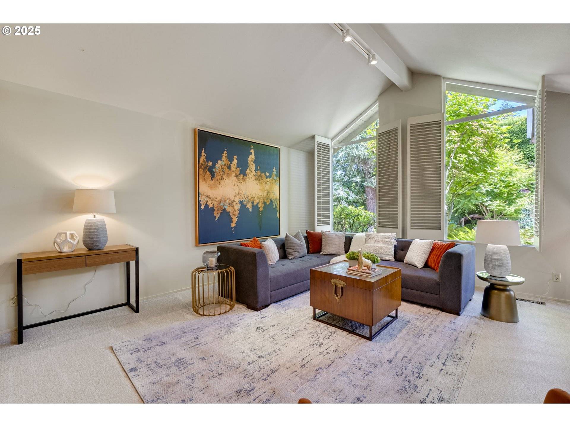 Portland, OR 97221,5235 SW SANTA MONICA CT