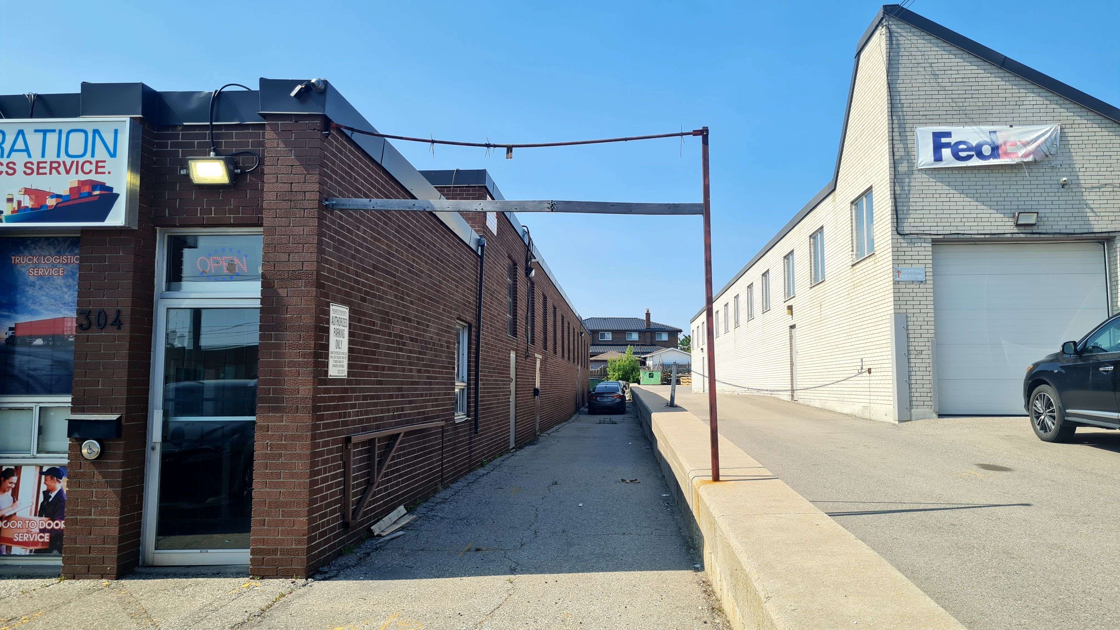 Toronto W05, ON M3N 1H7,306A Eddystone AVE