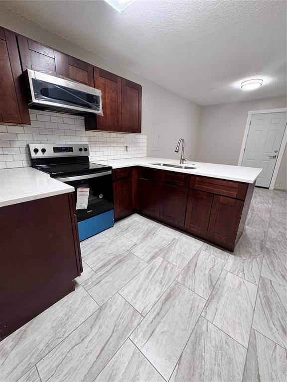 Fort Worth, TX 76105,5328 Carol Avenue