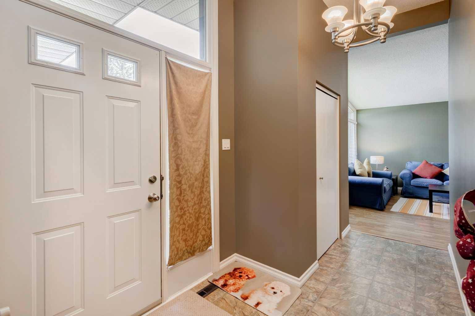 Calgary, AB T2V3A5,20 Harvey PL SW