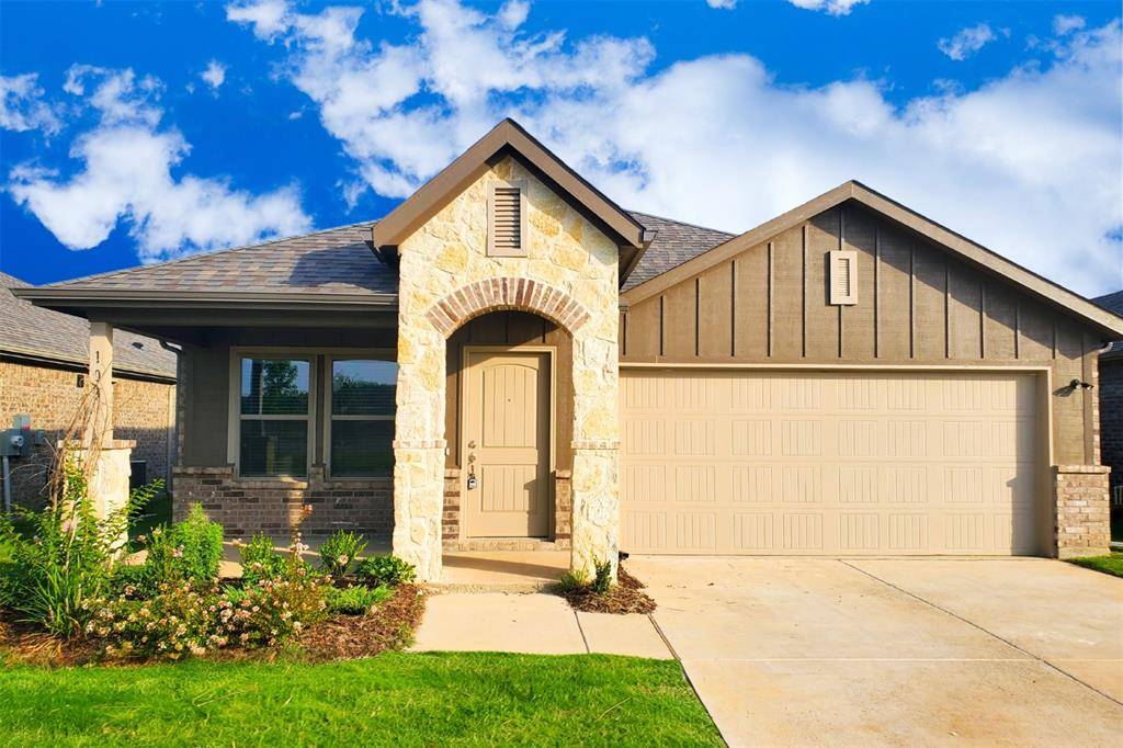 Terrell, TX 75160,218 Knoll Pines Drive