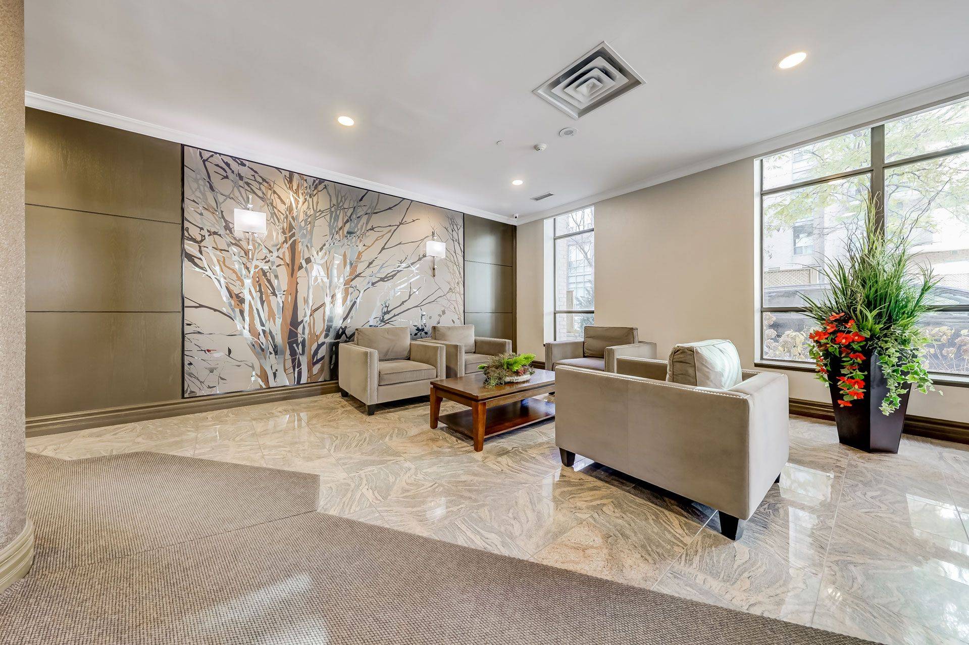 Toronto C14, ON M2N 7G5,20 Olive AVE #812