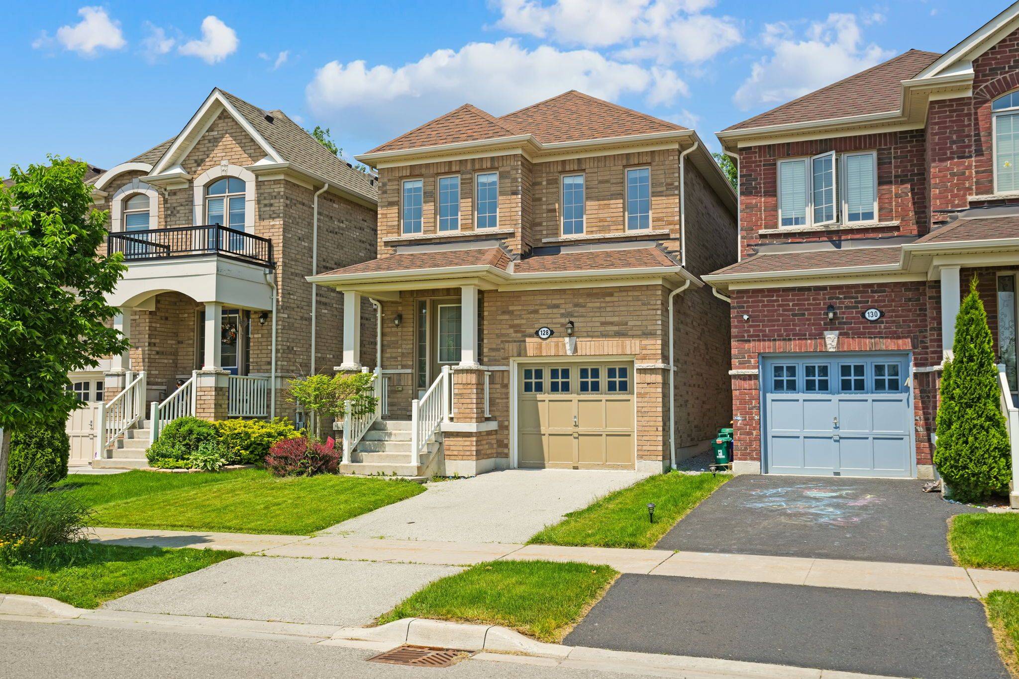 Whitby, ON L1R 0N2,128 Bridlewood BLVD