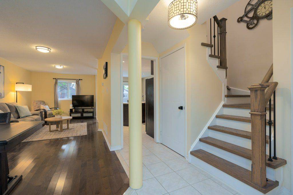 Brampton, ON L6X 4K8,38 Banner RD