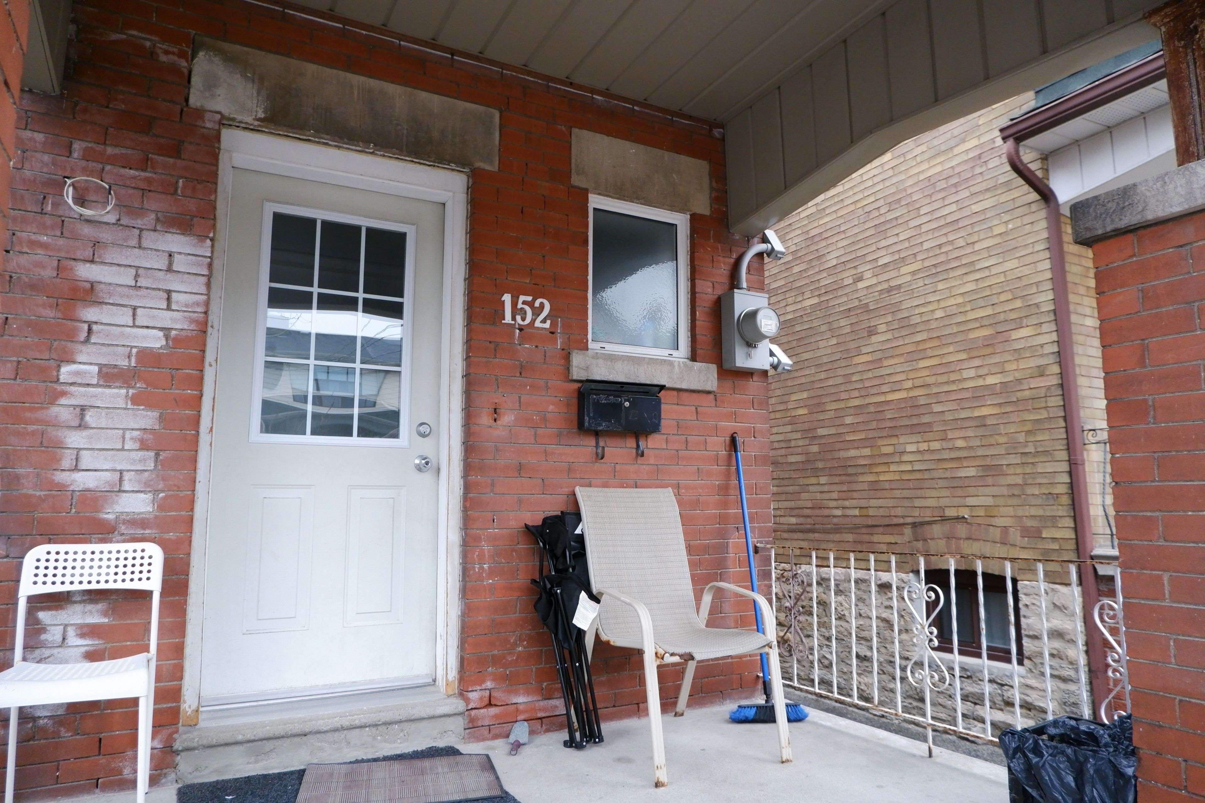 Toronto W03, ON M6E 3V2,152 Sellers AVE #Main Flr