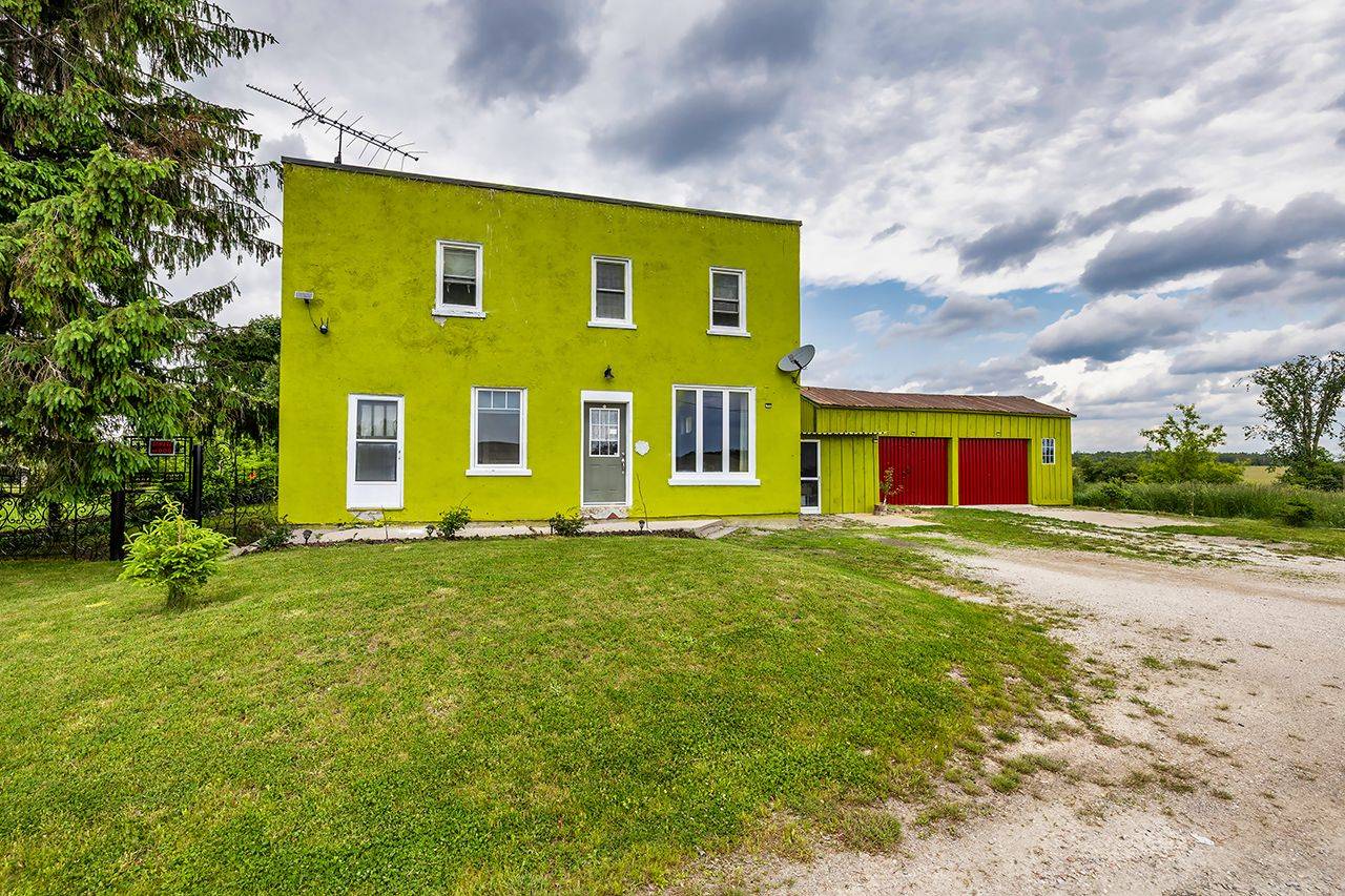 Kawartha Lakes, ON K0M 2T0,833 Woodville RD