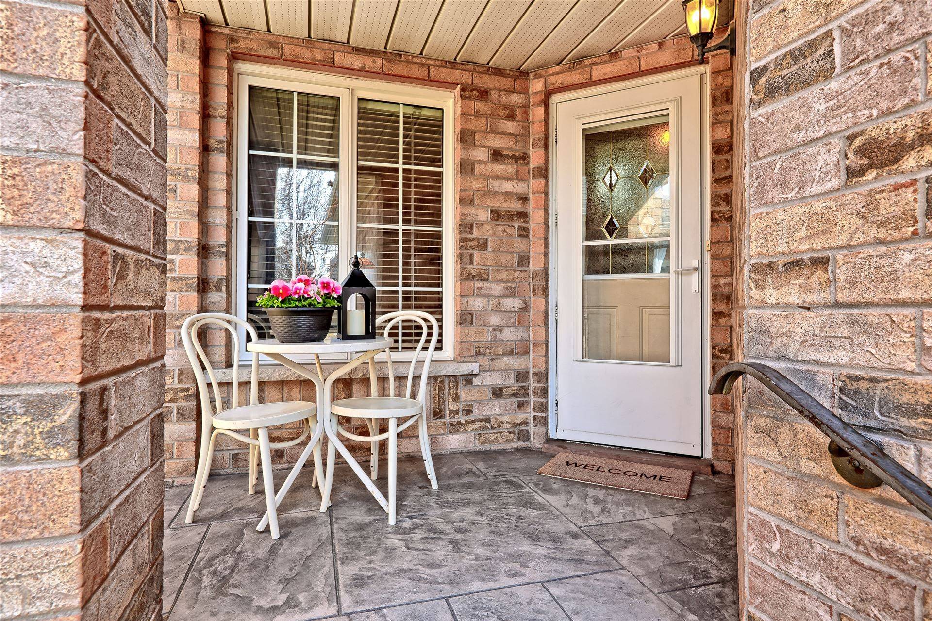 Vaughan, ON L6A 2H7,48 Muirside RD