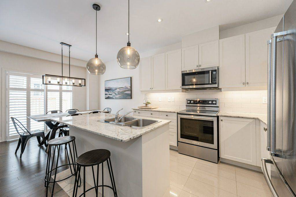 Burlington, ON L7M 1N7,3907 TUFGAR CRES