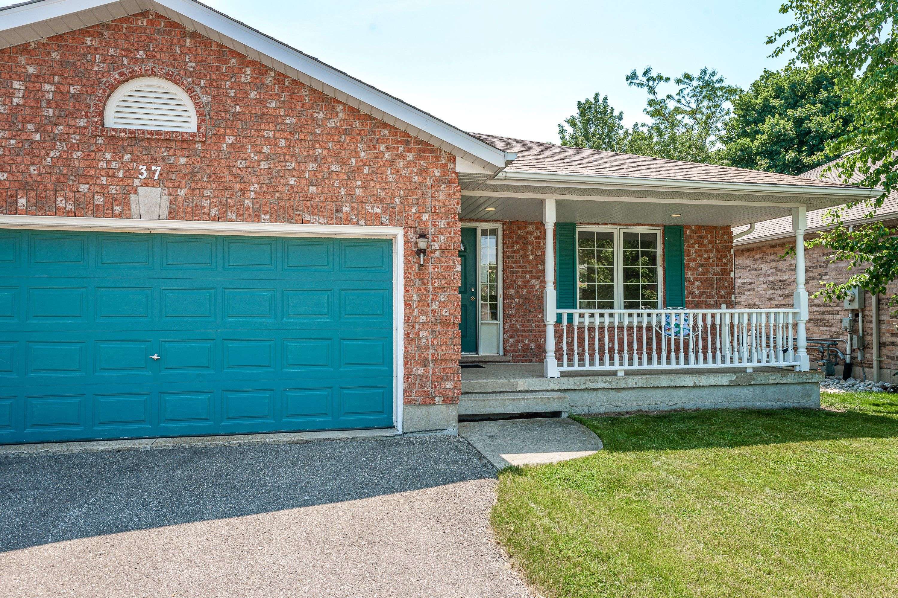Stratford, ON N4Z 1J1,37 Dingman PL