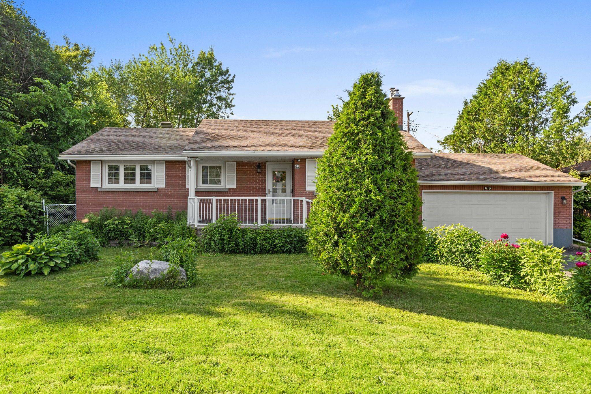 Meadowlands - Crestview And Area, ON K2G 2R7,63 Meadowlands DR W