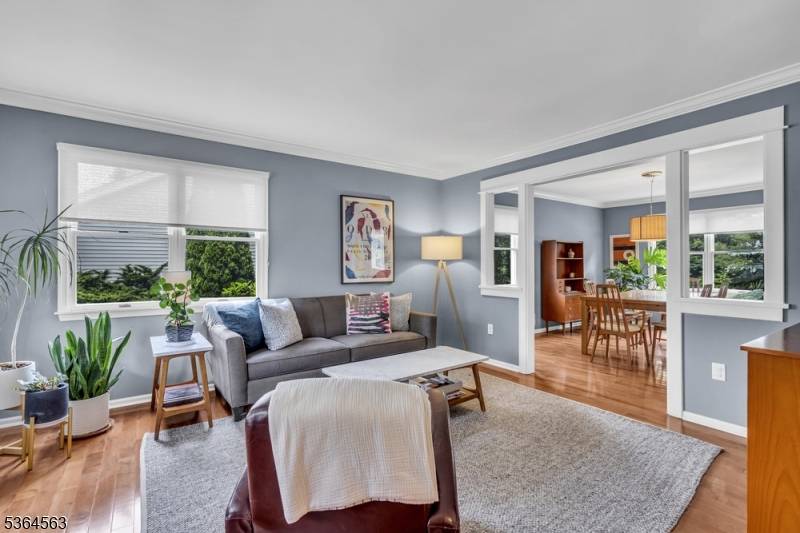 Hillsborough Twp., NJ 08844,17 Runyon St
