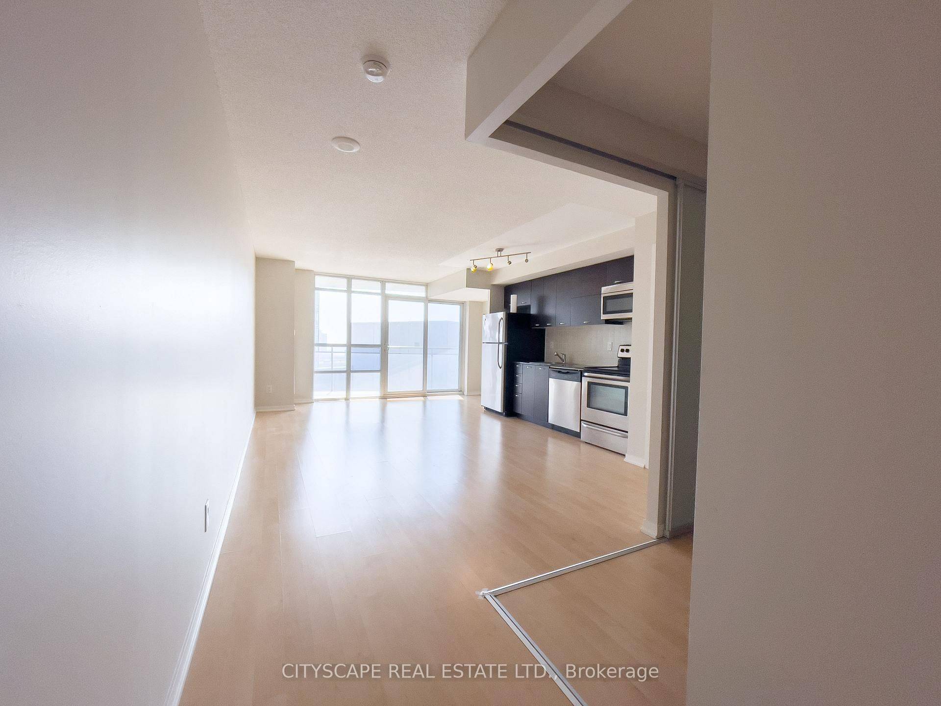 Toronto C01, ON M6K 0A4,38 Joe Shuster WAY #1403