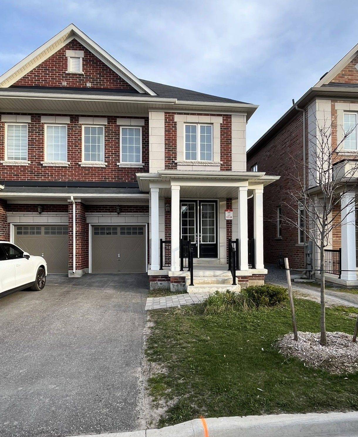 Richmond Hill, ON L4C 4Z2,23 Orbit AVE