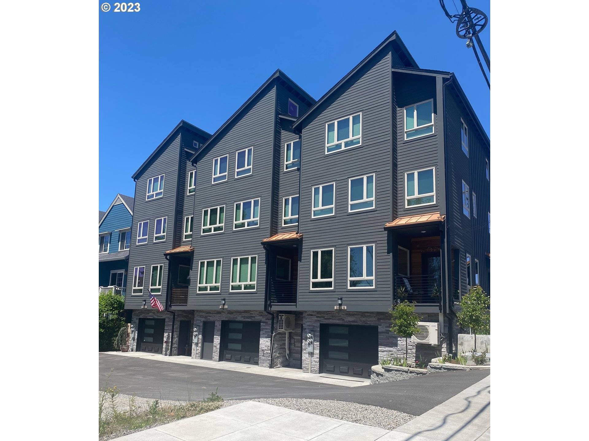 Portland, OR 97217,306 N BRIDGETON RD