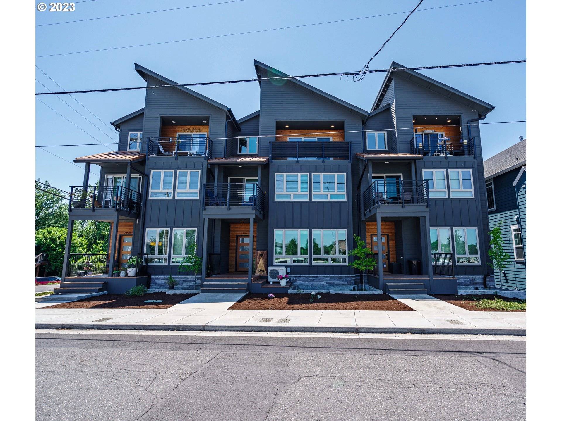 Portland, OR 97217,302 N BRIDGETON RD