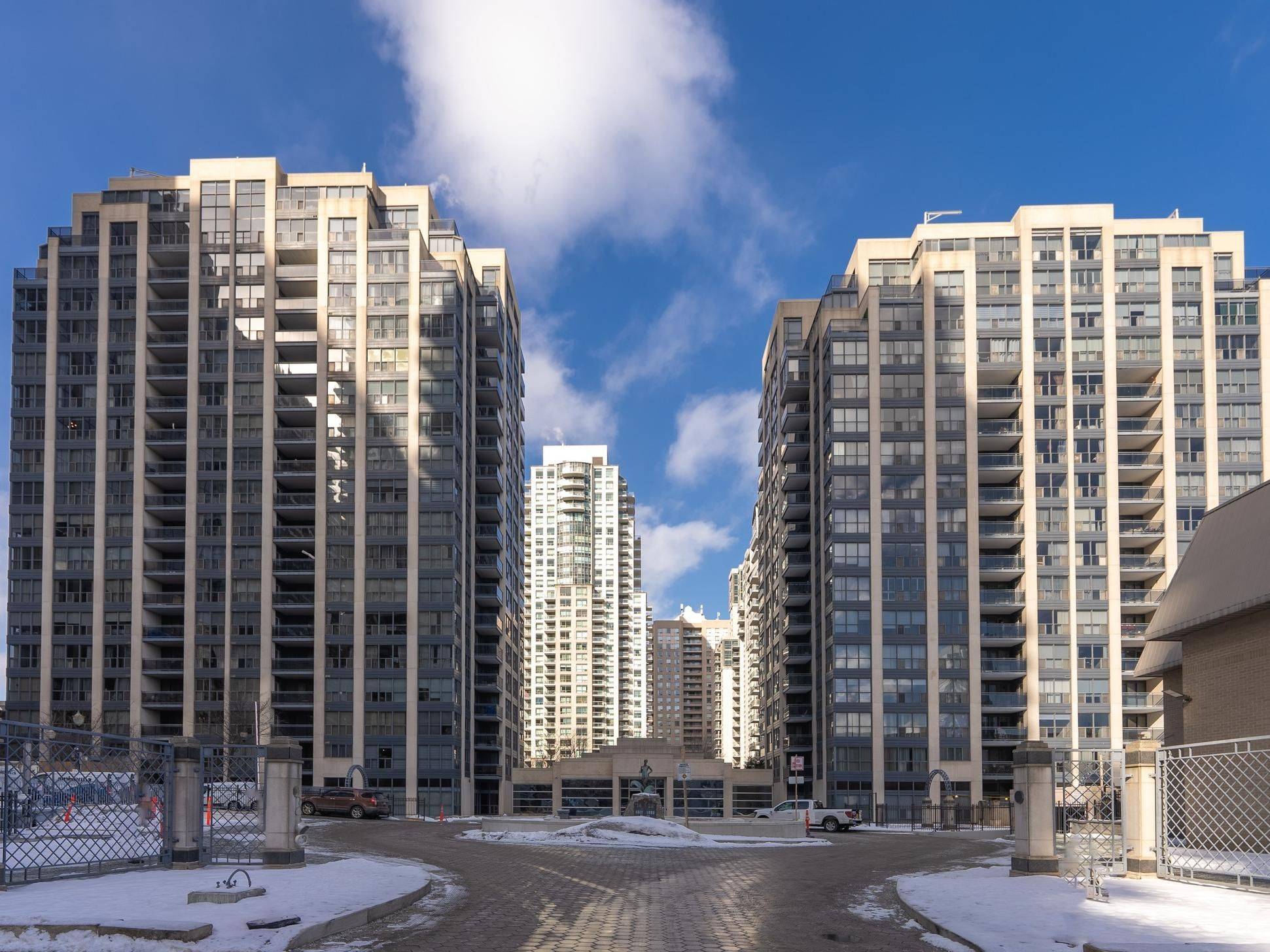 Toronto C14, ON M2N 6S4,28 Hollywood AVE #1008